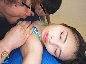 競泳水着Ｊ系鬼畜集団水責めレ×プ 有栖舞衣　サンプル画像05